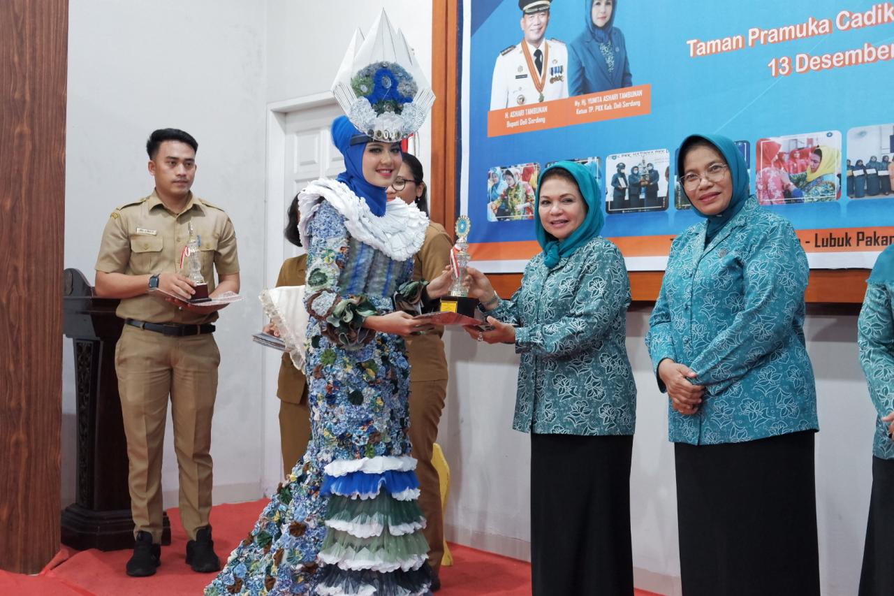 Dasawisma Sebagai Wadah Kreativitas dan Inovasi di Desa Senamat