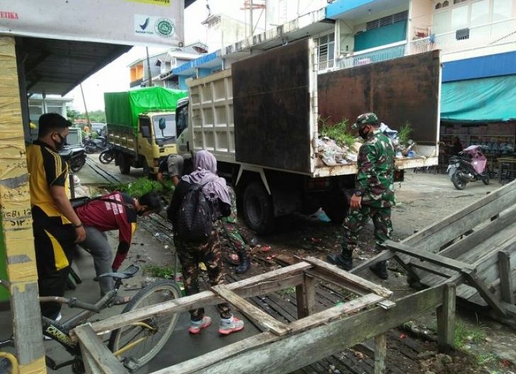 Bersihkan, Sehatkan: Desa Senamat Ajak Warga Aktif Lindungi Keluarga dari Ancaman DBD