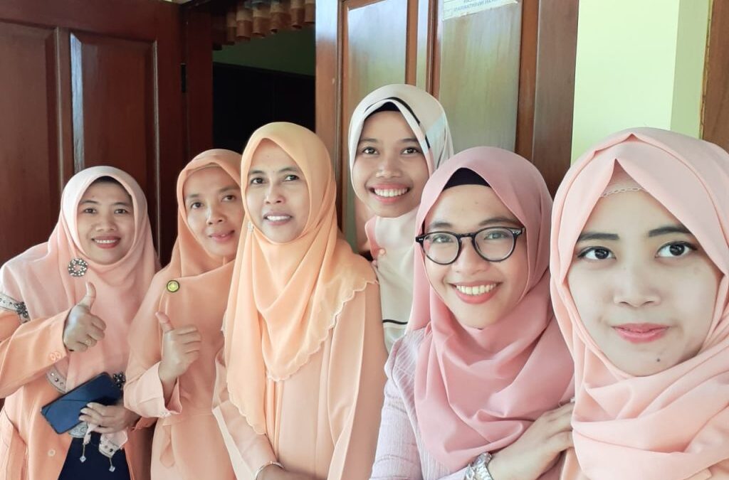 Pendampingan Remaja melalui Seni dan Budaya: Desa Senamat yang Kreatif