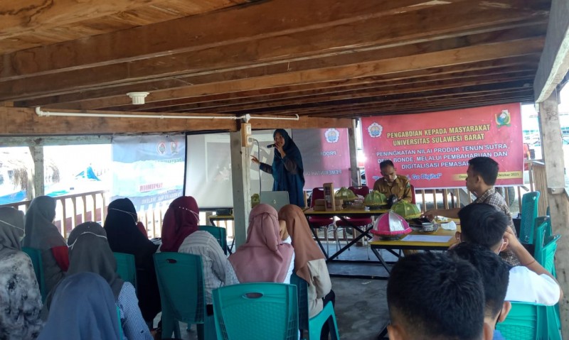 Marketplace Produk Lokal: Desa Senamat Manfaatkan Aplikasi Website untuk Dukung Ekonomi Lokal