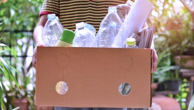 Desa Bersih, Desa Sadar: Mengelola Sampah Plastik di Desa Senamat sebagai Tugas Bersama