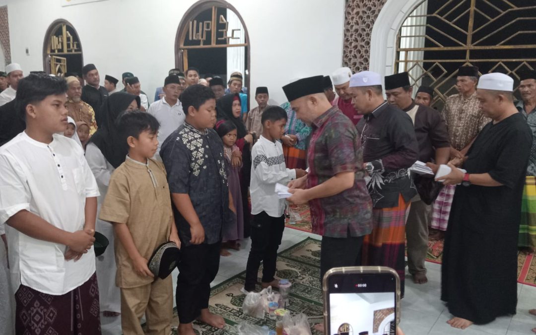ACARA MENYAPU KEPALA ANAK YATIM SEKALIGUS SYUKURAN BUPATI BUNGO TERPILIH BERSAMA MASYARAKAT DUSUN SENAMAT