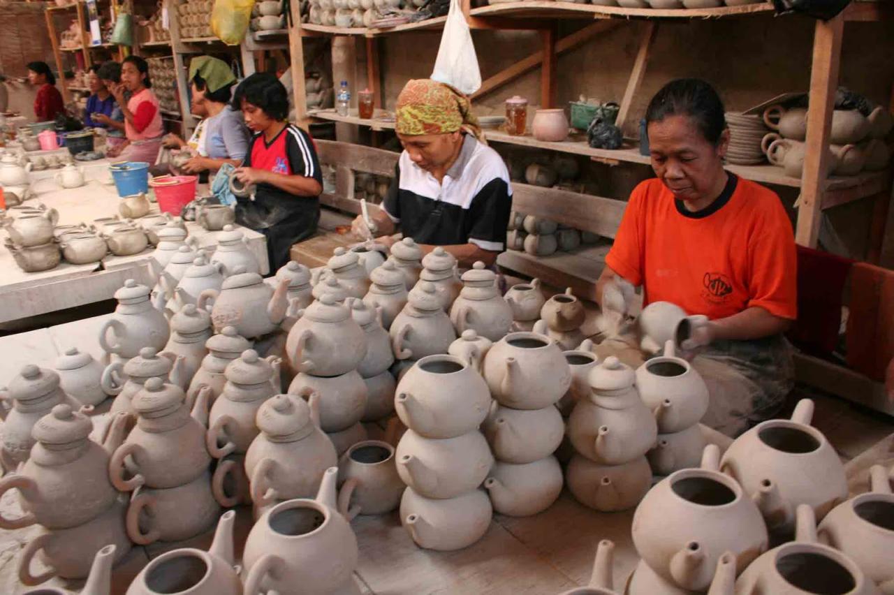 Wirausaha Desa: Desa Senamat Menggeliatkan Usaha Mikro, Kecil, dan Menengah (UMKM)