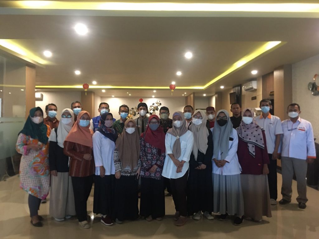 Sosialisasi Kekompakan: Desa Senamat Menuju Rukun Tetangga yang Solid