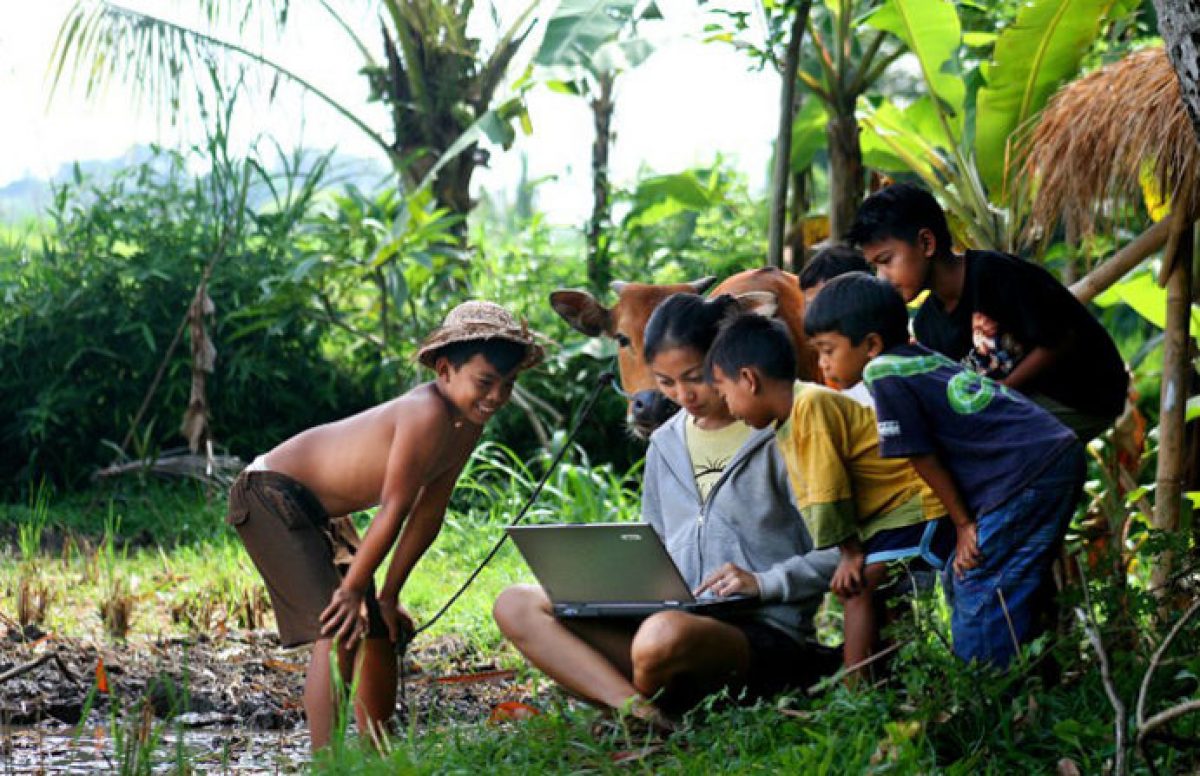Desa Senamat Diujung Jari: Akses Mudah ke Informasi Publik Melalui Aplikasi Mobile