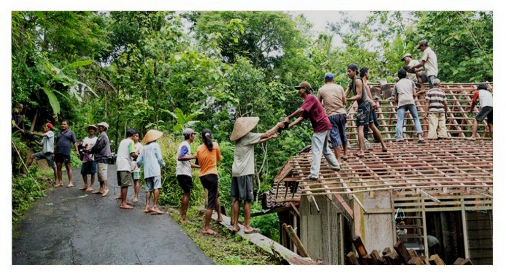 Pemberdayaan Masyarakat melalui Gotong Royong: Inspirasi dari Desa Senamat