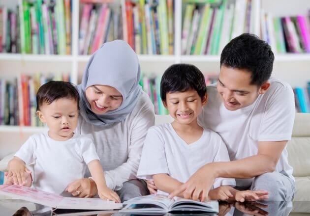 Keluarga: Sekolah Pertama Pengembangan Moral Anak di Senamat